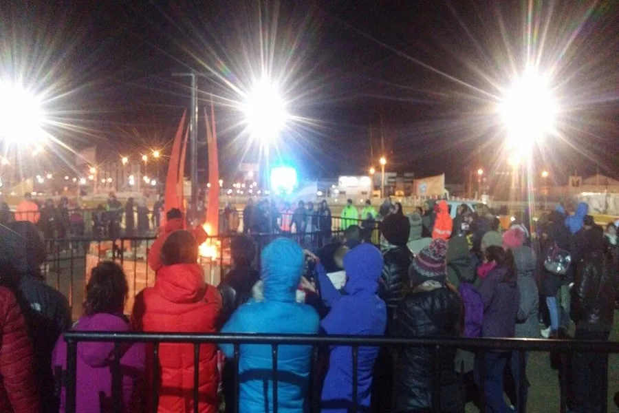 Vecinos entregaron sus tablillas de deseos en "El invierno lo encendés vos"