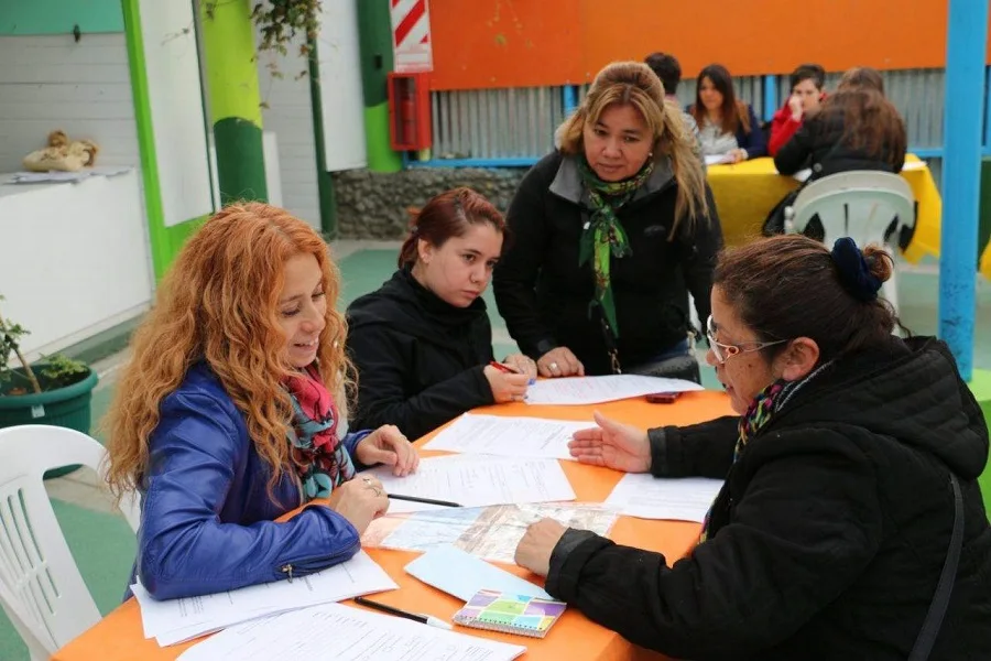 Fiscalización de productos y dictado de talleres para emprendedores