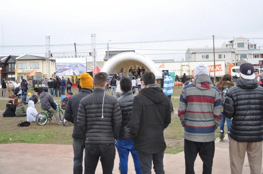 Gran participación de familias en eventos por el Día de la Primavera y del Estudiante