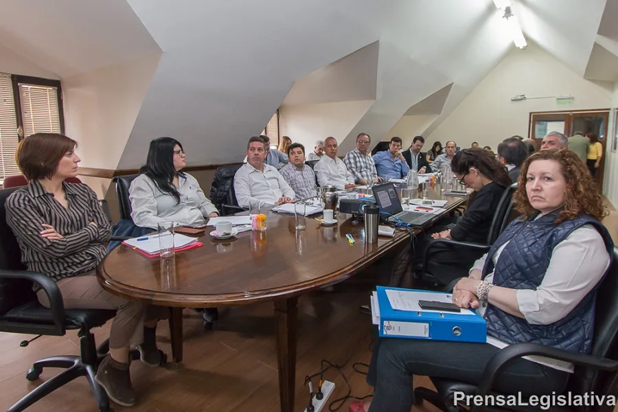 Presupuesto 2017: Industria adelantó previsiones y refirió al régimen de promoción