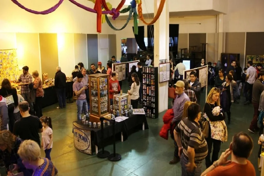 Más de 1.500 personas visitaron la feria de coleccionistas de Tierra del Fuego