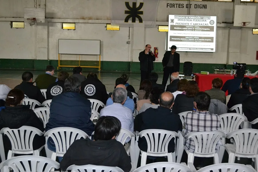 Este lunes 14 se realizará la segunda jornada de debate por la industria fueguina