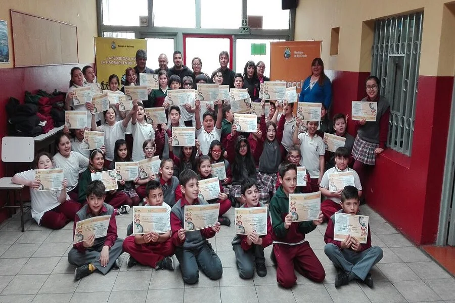 Educación Vial entregó reconocimiento a chicos del colegio EMEI