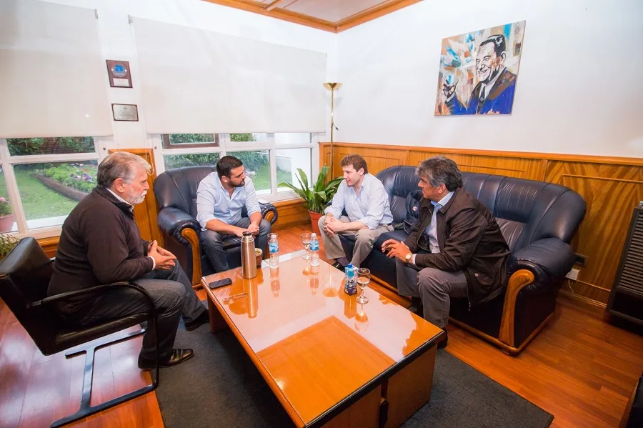 Reunión en Ushuaia: Walter Vuoto recibió al intendente Gustavo Melella