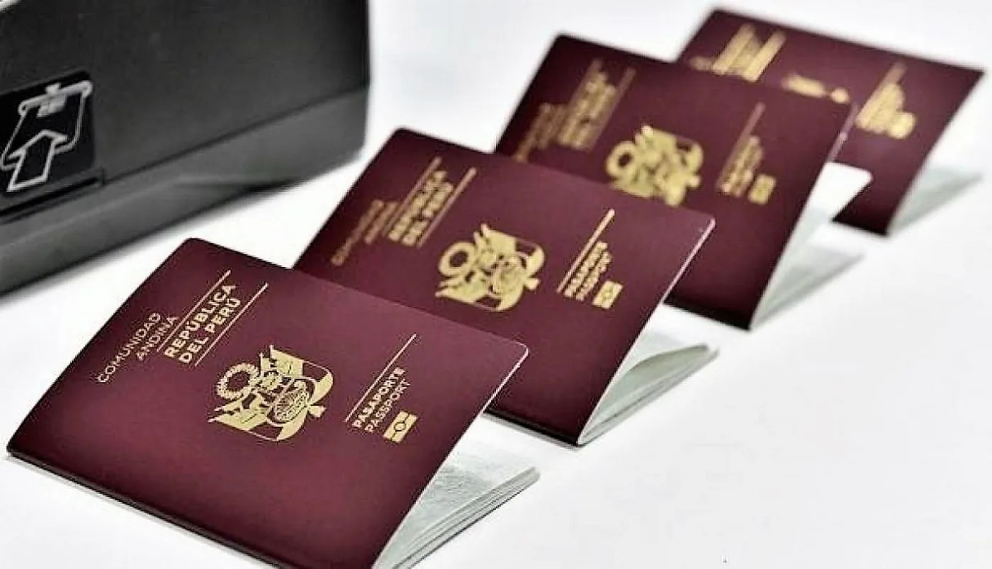 Consulado itinerante atiende a residentes peruanos