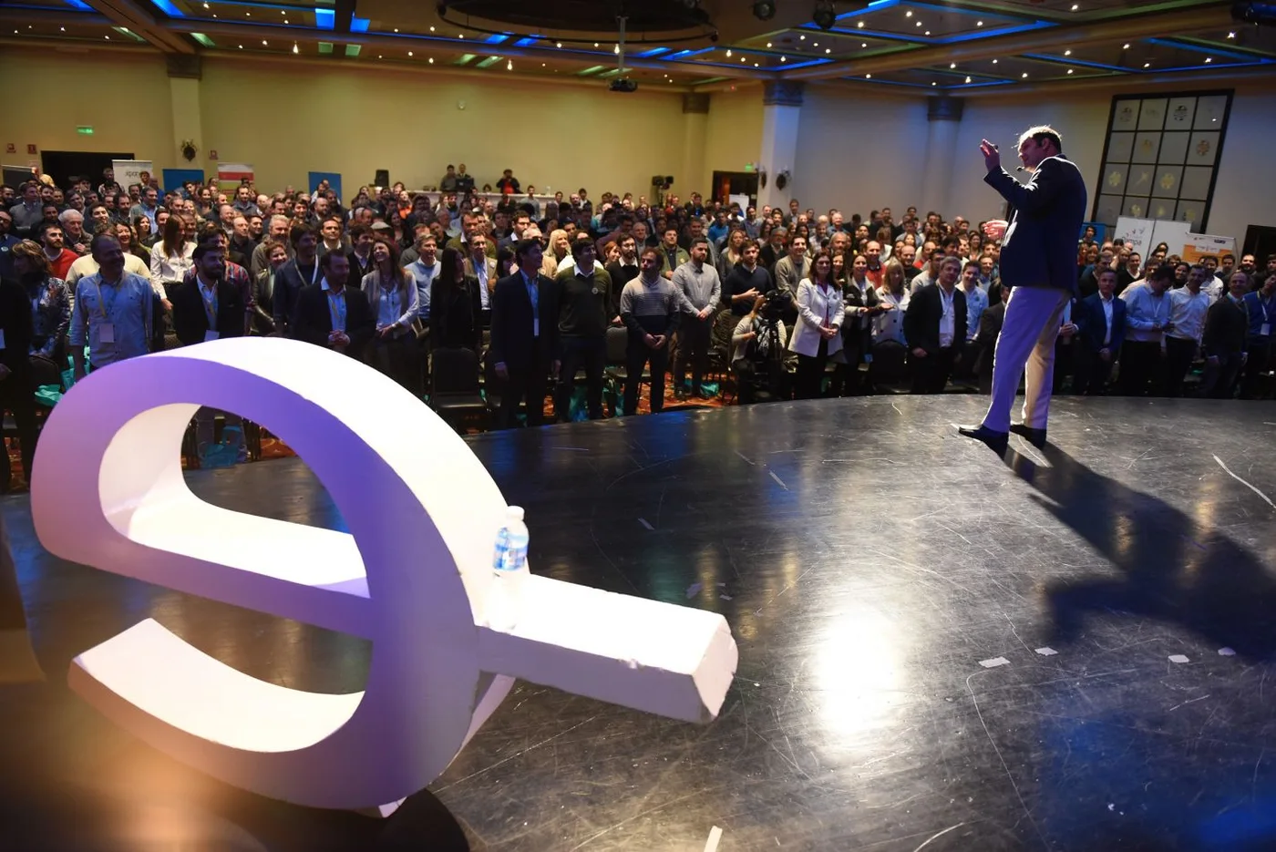 Megaevento ENDEAVOR