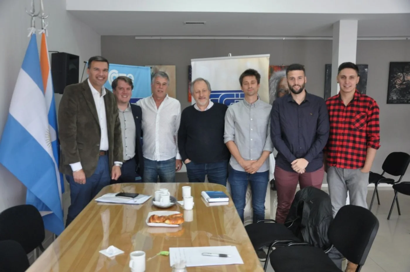 El Municipio avanza en una mesa de trabajo conjunto con la Cámara de Comercio