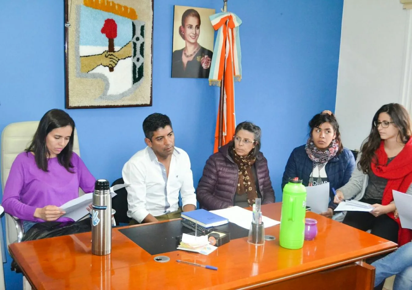 El Concejal del Bloque Forja Todos, Javier Calisaya, mantuvo una reunión con integrantes de agrupaciones feministas de la ciudad de Río Grande.