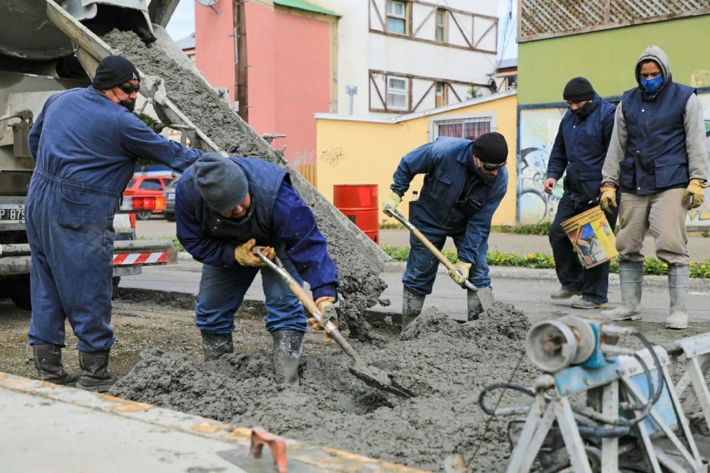 Avanzan los trabajos municipales en el centro y Chacra 2