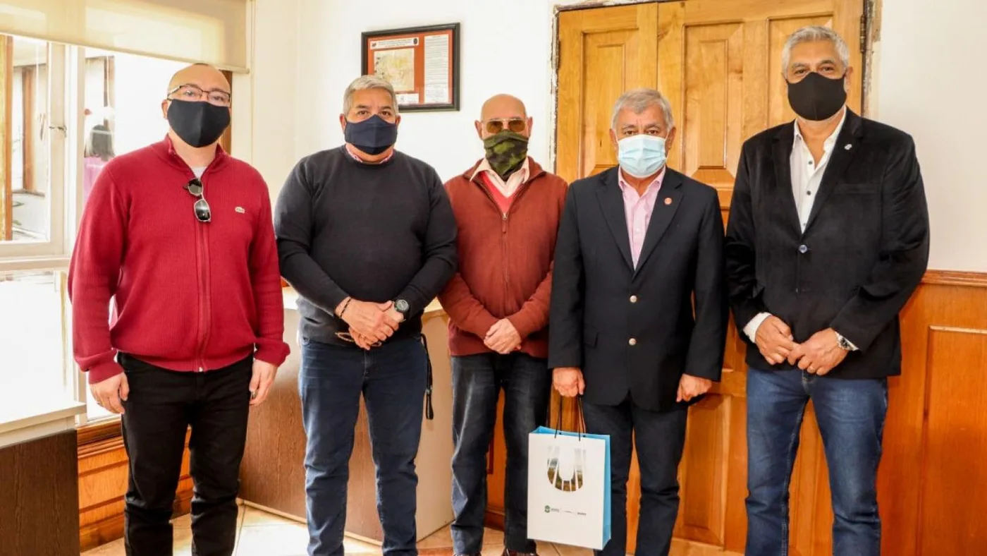 Funcionario municipales se reunieron con referente de la Federación de Bomberos Voluntarios de la Argentina