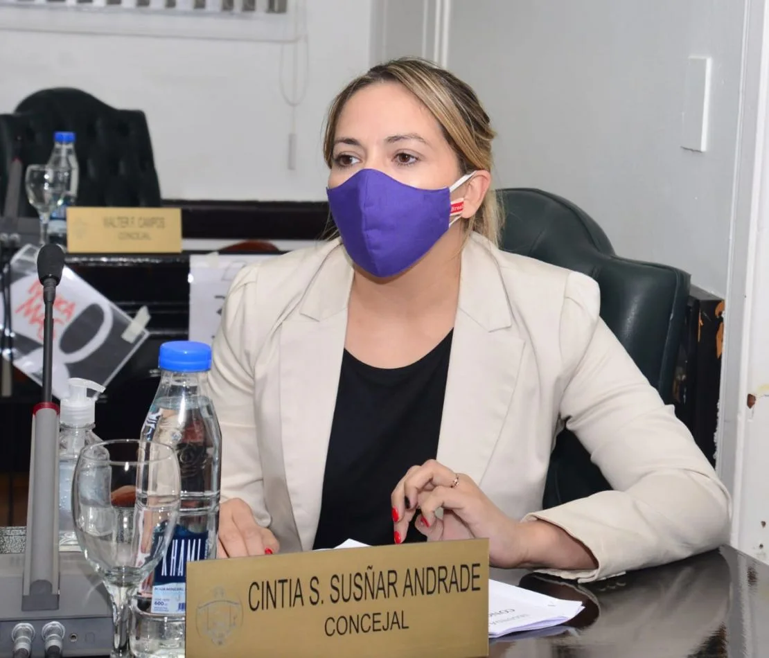 Cintia Susñar, concejal de la ciudad e Río Grande.