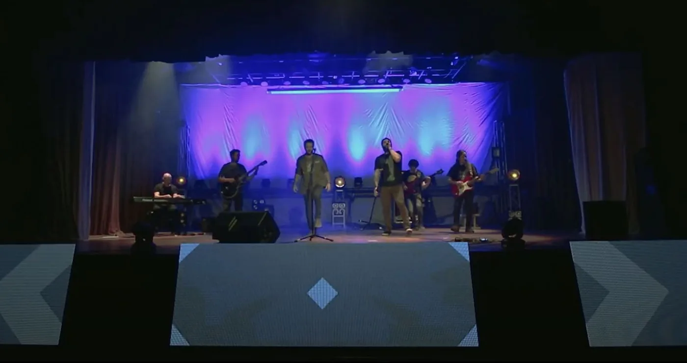 El videoclip contó con la participación de artistas locales de gran nivel.