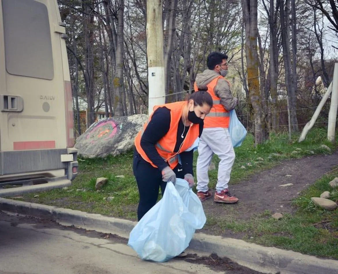 Se realizó una jornada de limpieza integral en el barrio El Jardín
