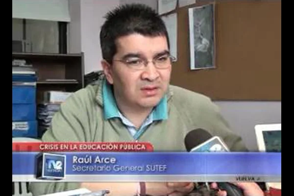 Secretario General del Sindicato Unificado de Trabajadores de la Educación Fueguina, Raúl Arce.