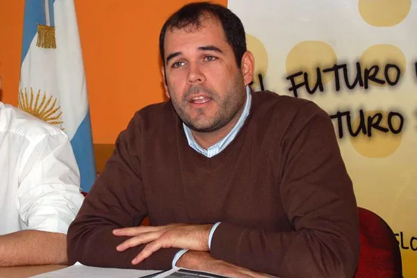Agustín Tita, durante la presentación del programa de talleres de artes y oficios.