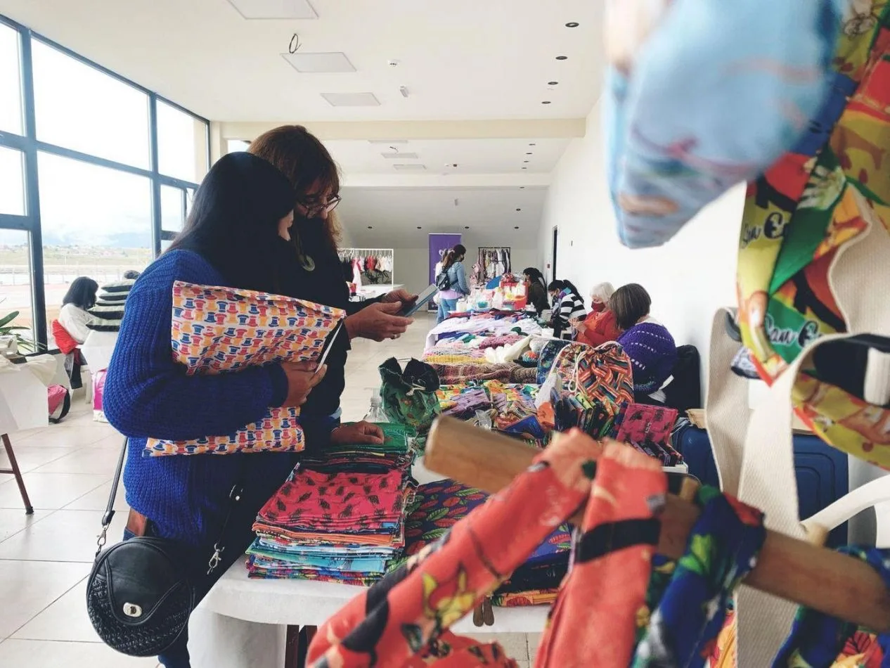 Amplia convocatoria en la Expo Emprendedoras de la Casa de la Mujer