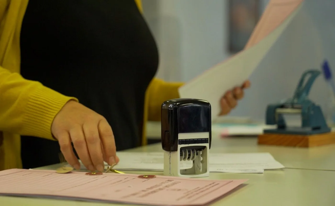 La vuelta a la democracia deberá ser plasmada en la documentación oficial