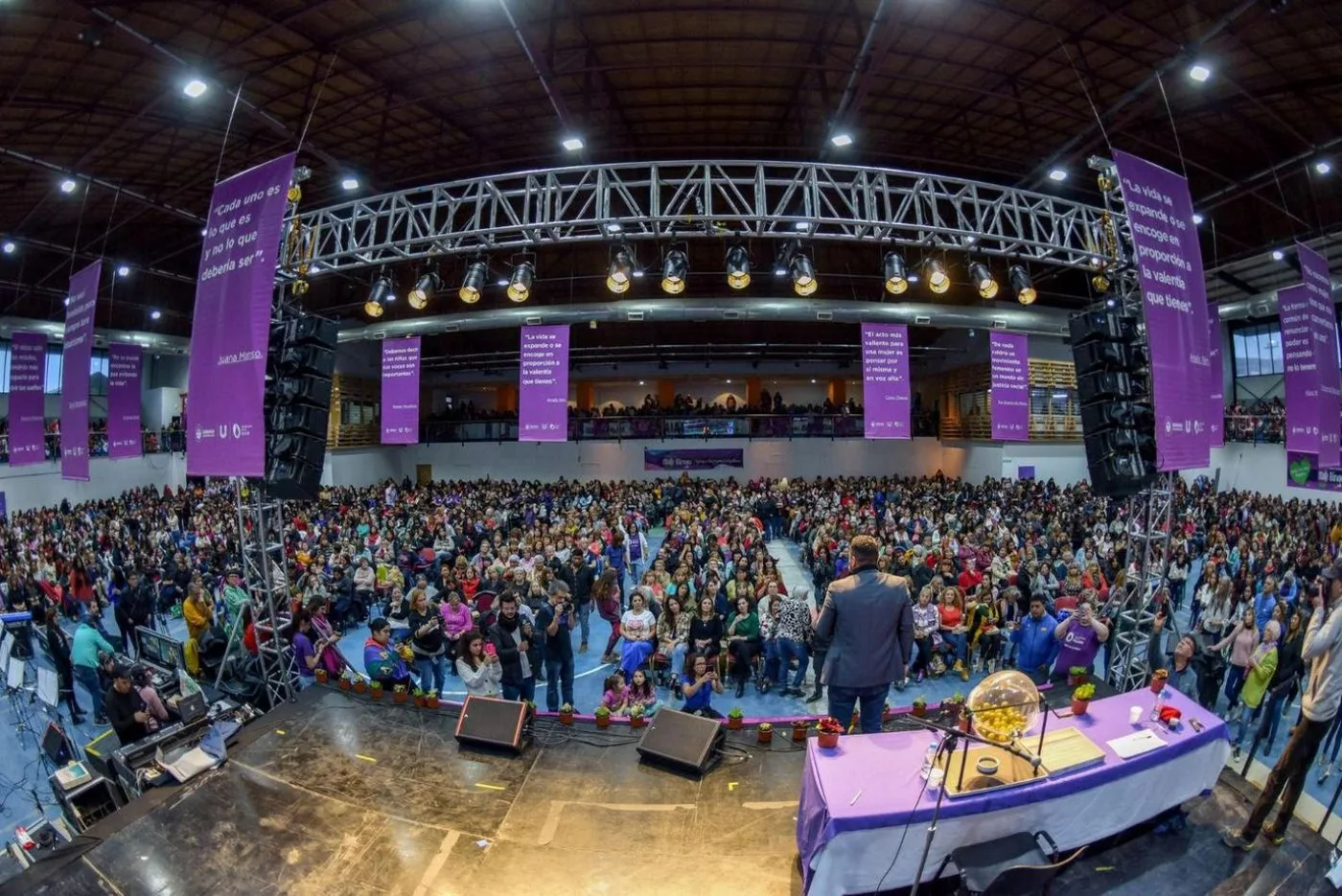 Municipio de Ushuaia realizó el 8° Matebingo con la participación de 7000 mujeres