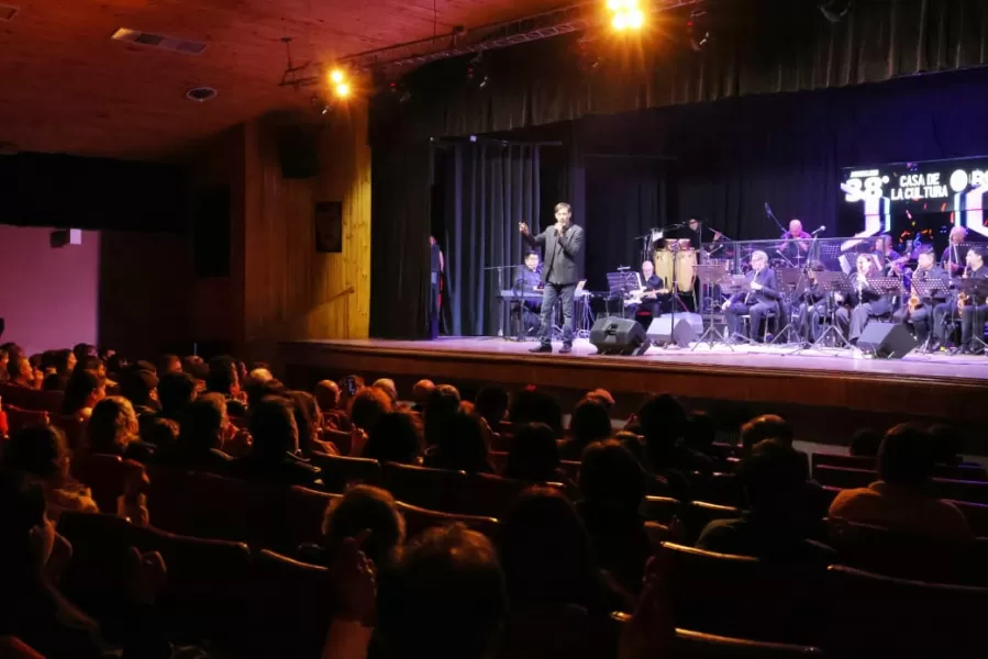 Más de 1000 riograndenses disfrutaron del aniversario de la Casa de la Cultura