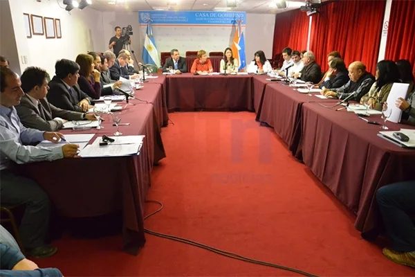 Una nueva sesión del Consejo Económico y Social se realizó en Ushuaia.
