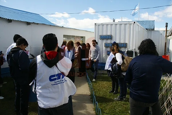 La protesta de ATE en Obras Sanitarias terminó en una gresca violenta.