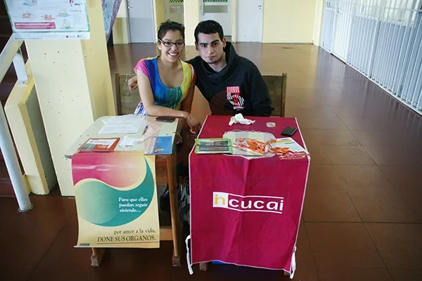 Los respondables de la campaña fueron jóvenes voluntarios.