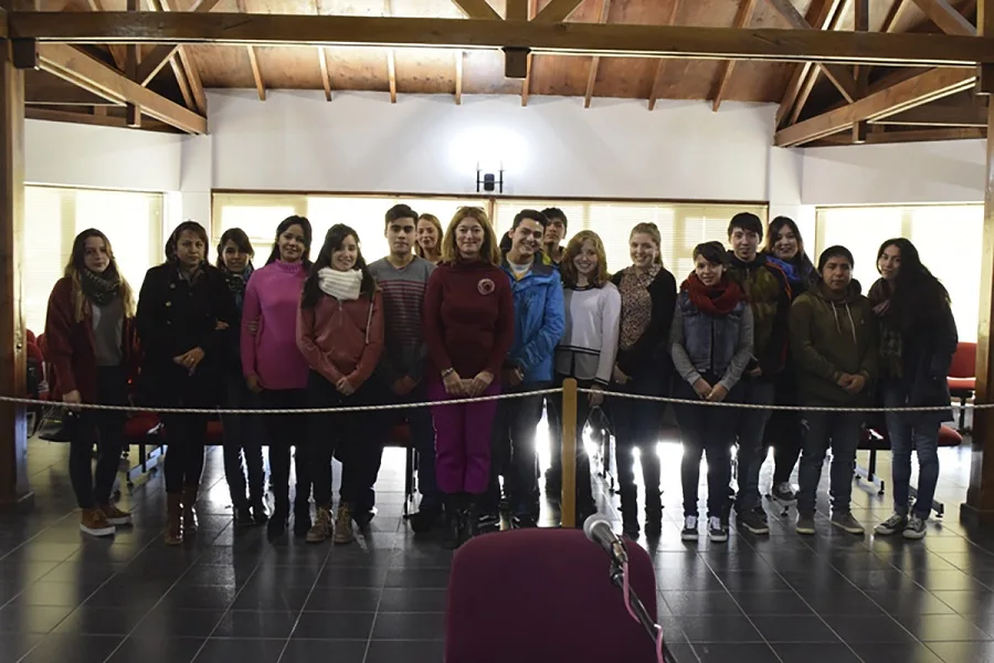  Alumnos de la carrera de abogacía de la UCES visitaron tribunales