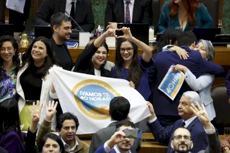 Chile aprueba la reducción de jornada laboral a 40 horas semanales