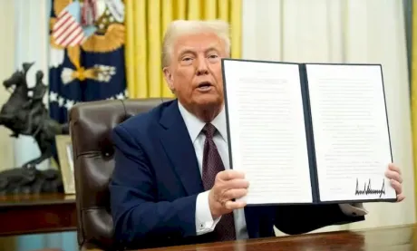 Donald Trump, firmara una orden ejecutiva para revocar la ciudadanía por derecho de nacimiento para hijos de inmigrantes sin residencia permanente en el país.