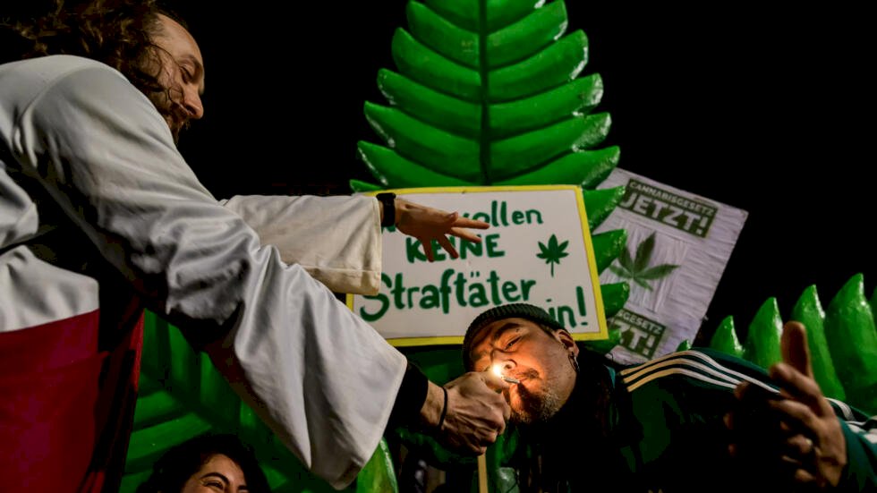Alemania da luz verde al consumo recreativo de cannabis.