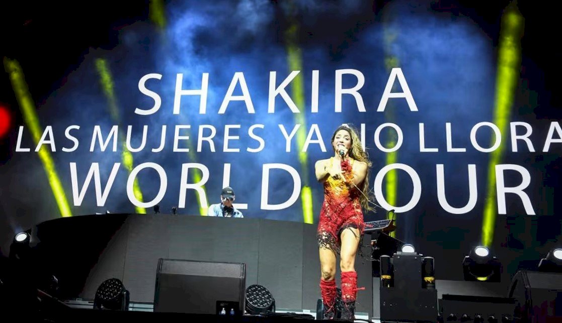 Shakira anunció su gira internacional en la presentación junto a Bizarrap en el Coachella