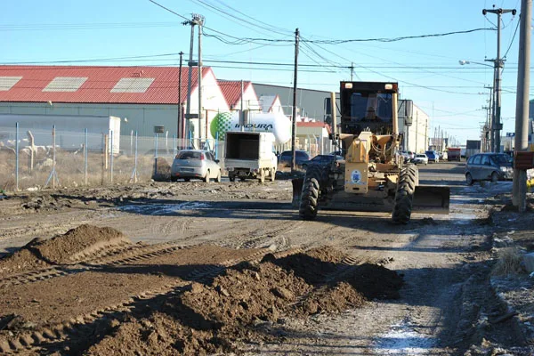 El mantenimiento se realizó en las calles del Parque Industrial.