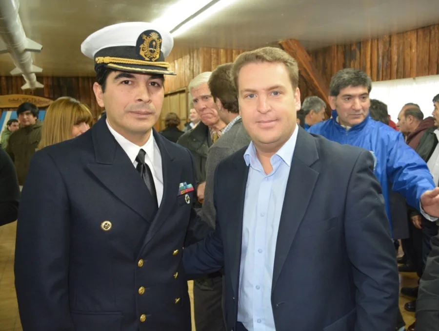 Von der Thusen participó del acto por el aniversario de la Prefectura Naval