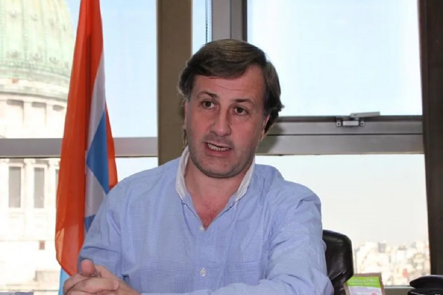El senador Catalán Magni le cuesta a los argentinos más de $1 millón por mes
