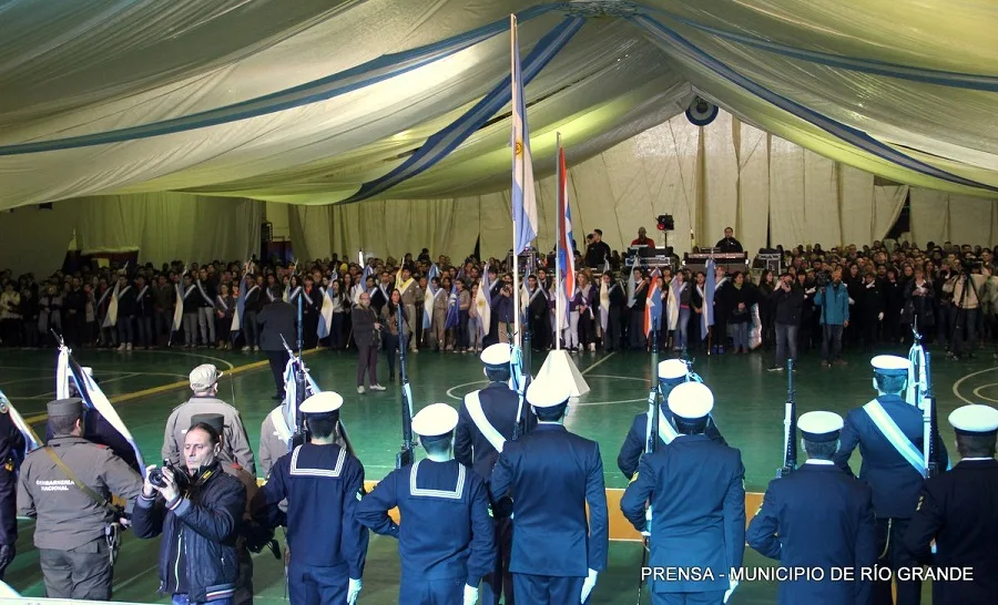 Río Grande conmemoró el Bicentenario de la Independencia Argentina