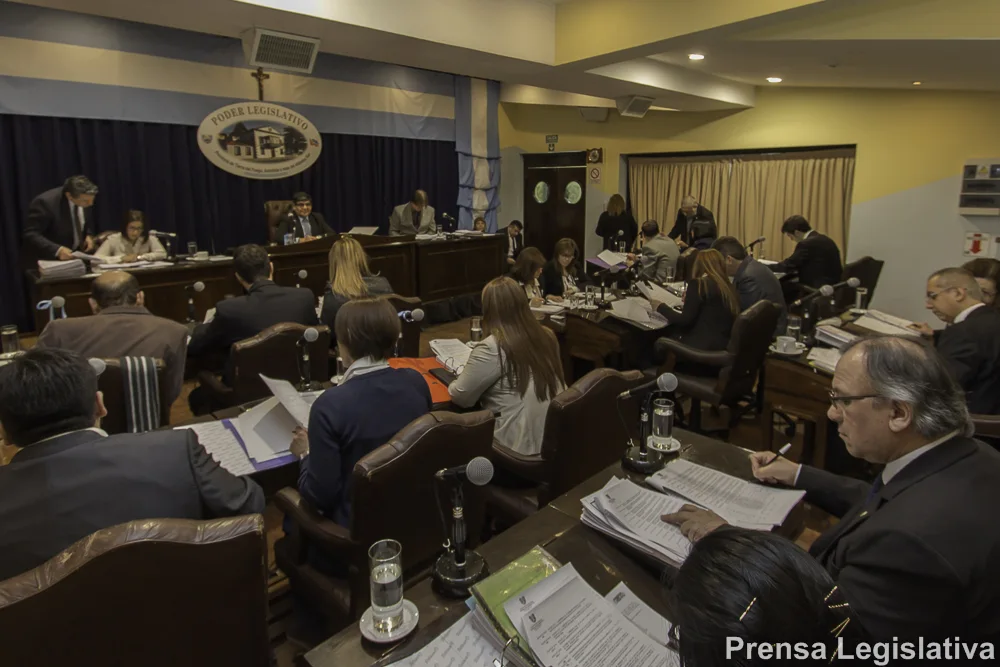 Disponen la emergencia energética para la capital fueguina por un año