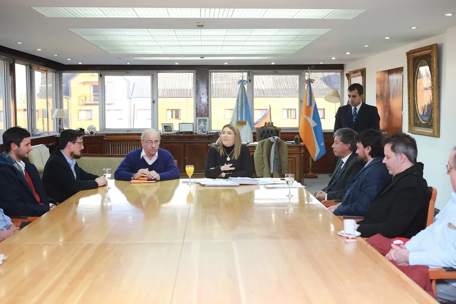La Gobernadora anunció la ampliación del Puerto de Ushuaia
