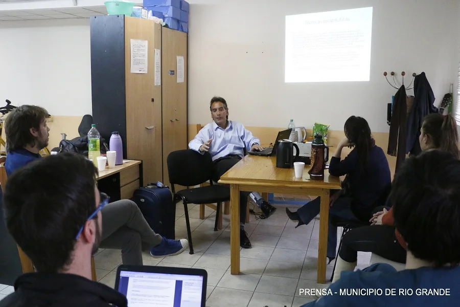 Capacitan a los equipos de salud del Centro médico "Mamá Margarita"