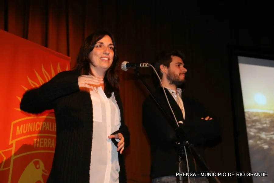 Se presentó en la Casa de la Cultura el documental "Latitud 55 Sur"