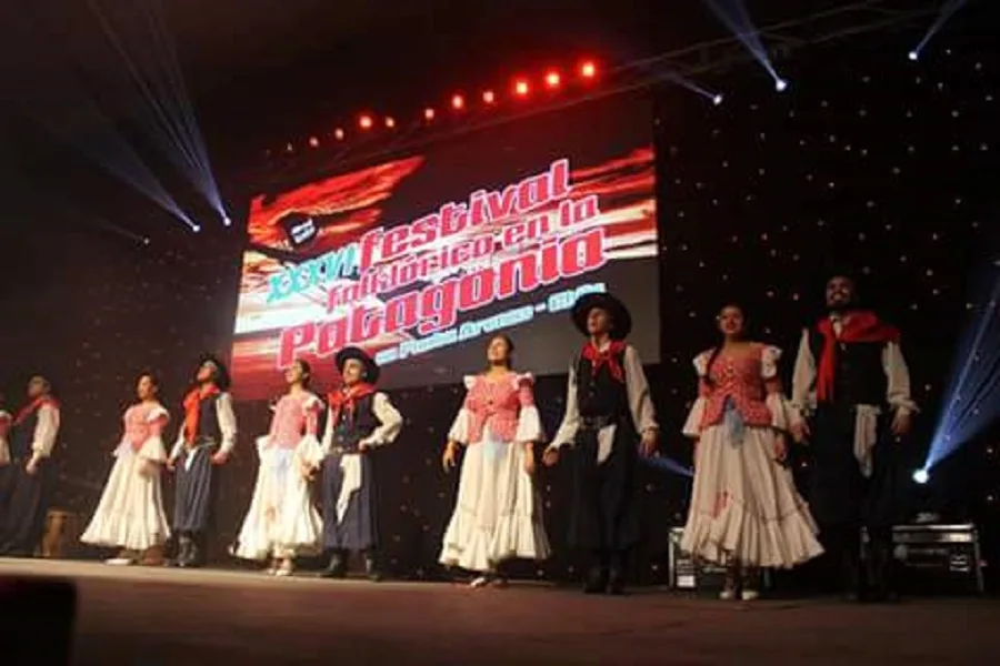 El Ballet Folclórico Río Grande recibió el mayor galardón magallánico