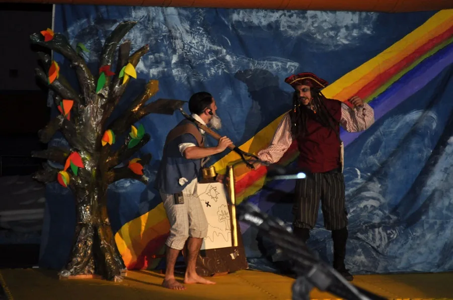 La Agencia de Deportes y Juventud presentó la obra "Piratas del Caribe"