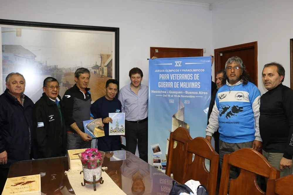 Veteranos de Malvinas, con la antorcha de los juegos Olímpicos y Paraolímpicos