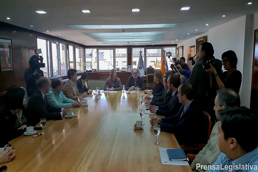  Funcionarios de Obras Públicas de Nación anunciaron importante inversión