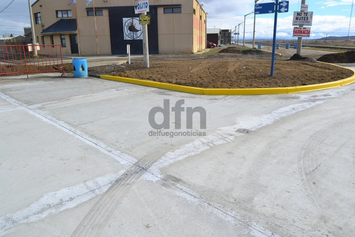 Malestar generalizado: Conductores transitan por calles con asfalto fresco