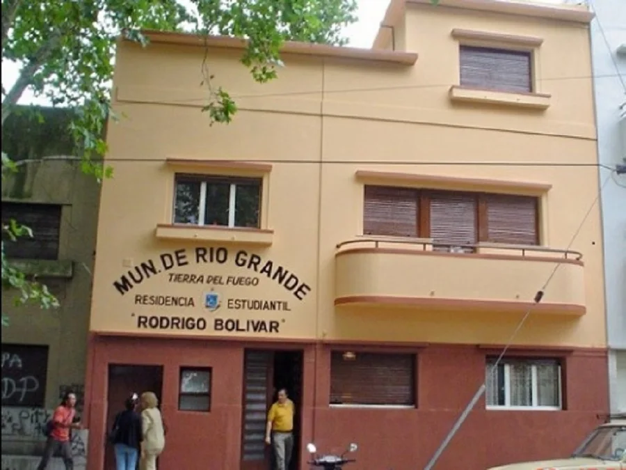 Von der Thusen busca reabrir la Residencia Estudiantil en La Plata