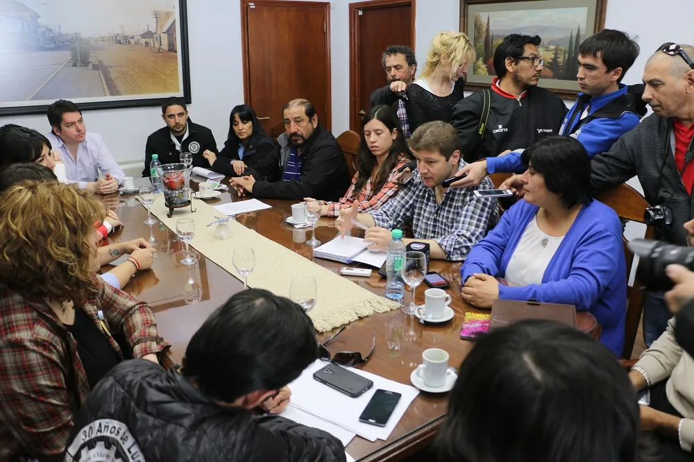 Melella se reunió con Diputados y Concejales en una mesa de díálogo
