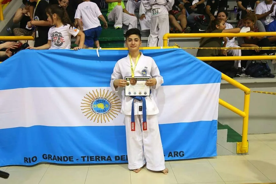 Taekwondo: Medalla de oro y de plata para joven riograndense