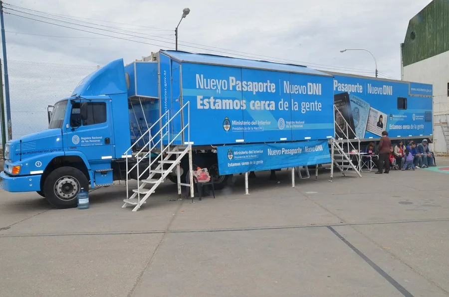 A fin de mes estará en Río Grande camión de DNI