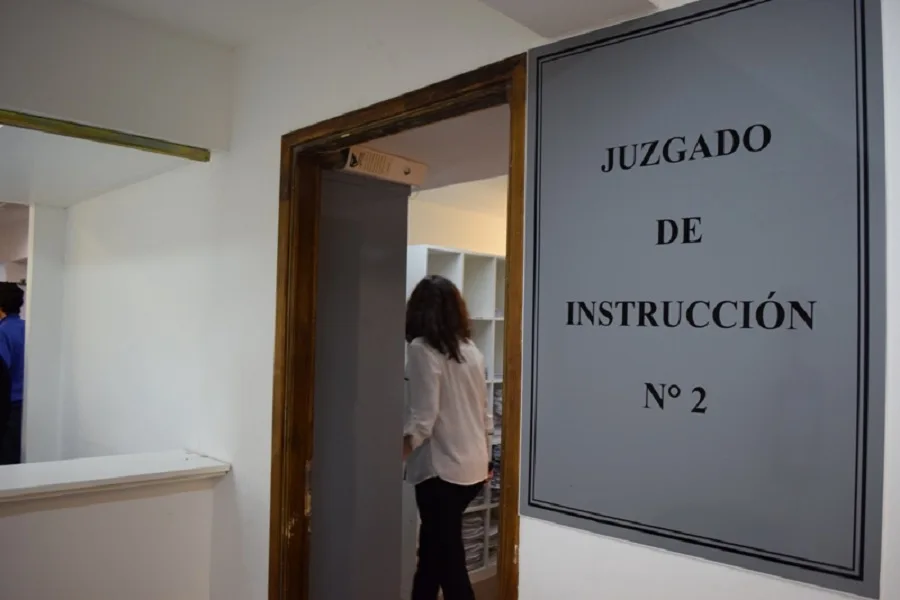 Procesaron al sujeto que manoseó a una mujer en la escalinata de Alem