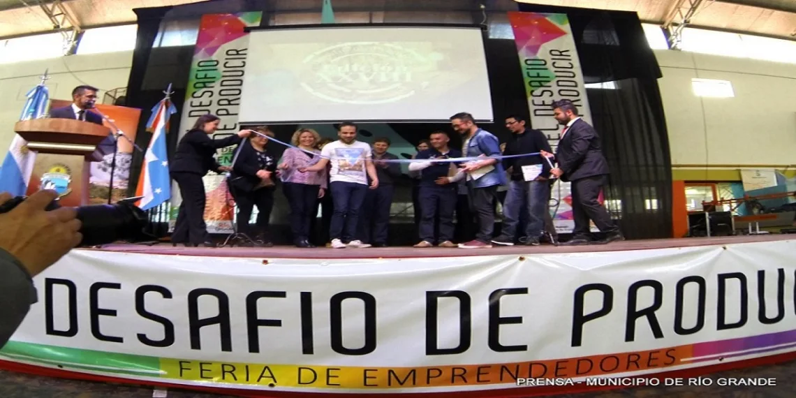 El intendente Melellla encabezó el acto de apertura de la 28° Edición de El Desafio Producir